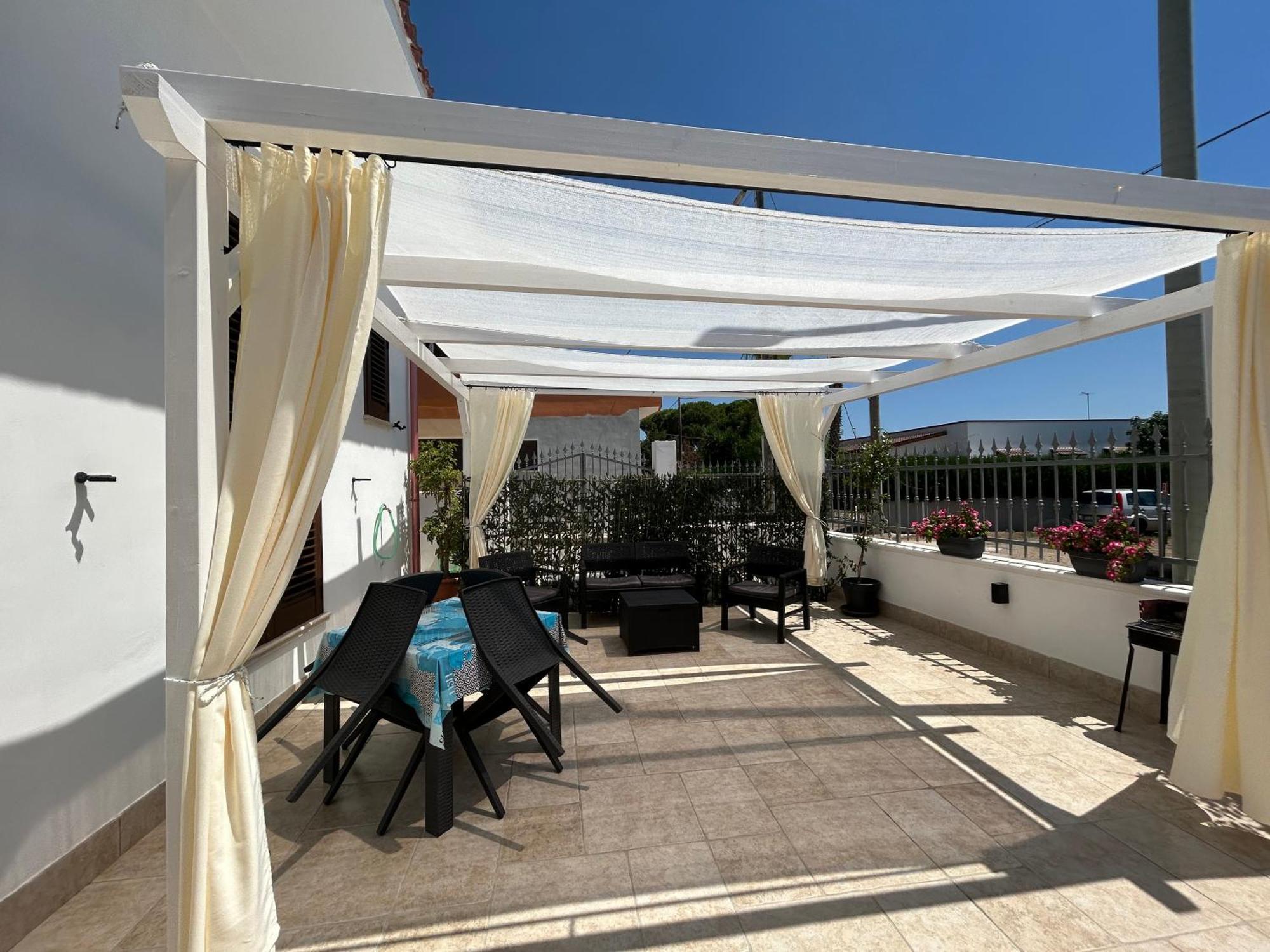 Casa Vacanze Nina Торре-Ово Екстер'єр фото